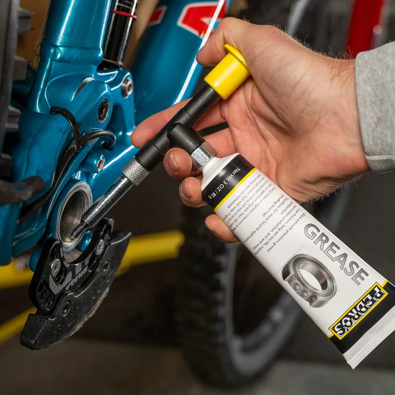 Pedro's Grease Injector